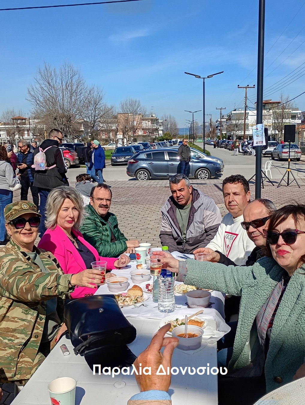 Η αντιπεριφερειάρχης Χαλκιδική στα Κιούλουμα στην παραλία Διονυσίου