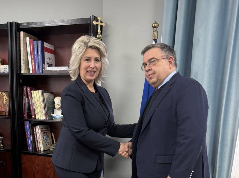 Συνάντηση Δ. Γαλαμάτη με Κ. Ζωγράφου στον Πολύγυρο Συνάντηση Δ. Γαλαμάτη με Κ. Ζωγράφου στον Πολύγυρο