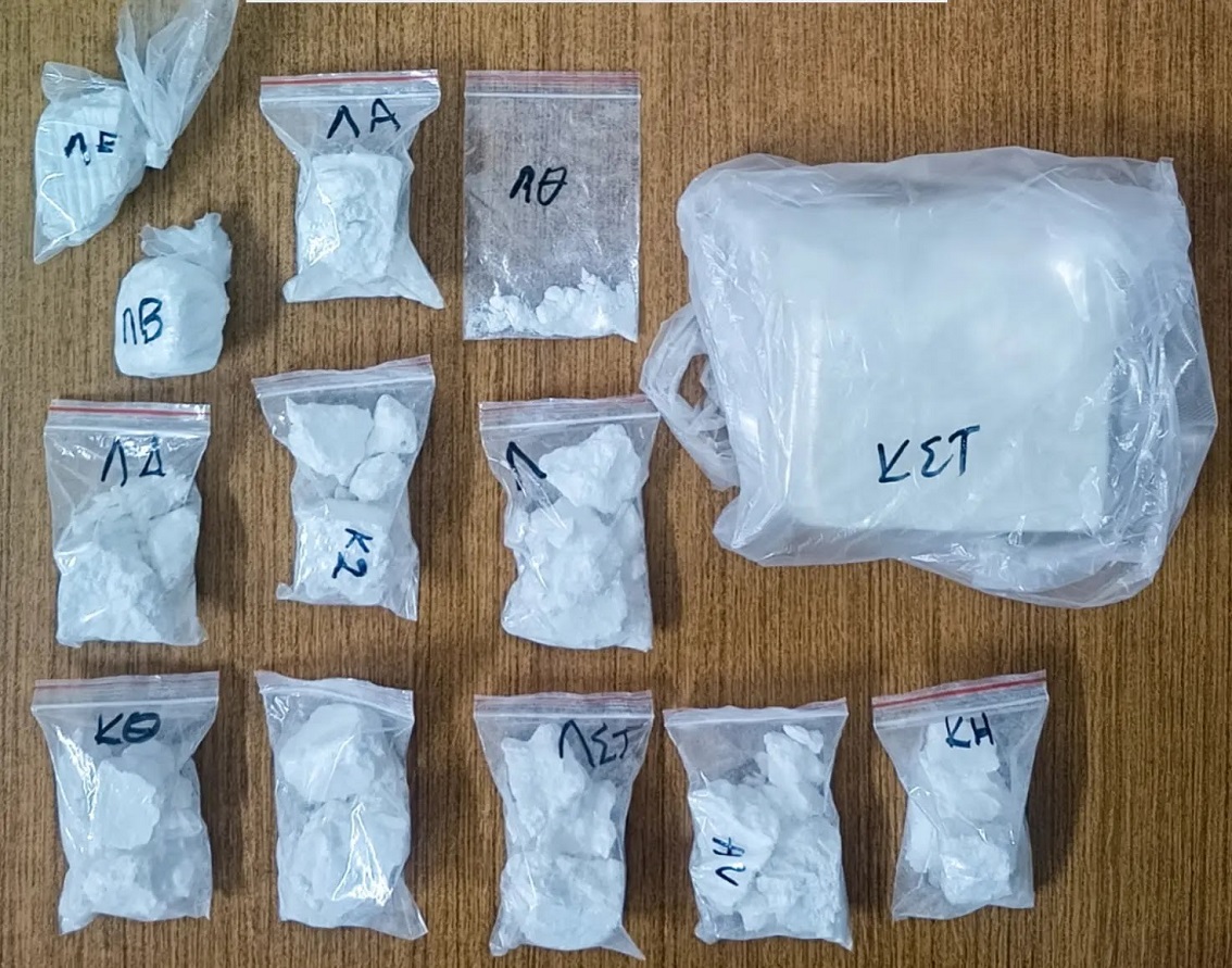 Ναρκωτικές ουσίες κατάσχεσε η αστυνομόα Ναρκωτικές ουσίες κατάσχεσε η αστυνομόα