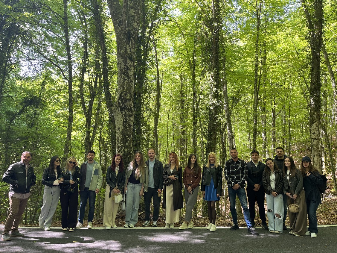 Φοιτητές από το Μαυροβούνιο στο Δάσος της Βαρβάρας