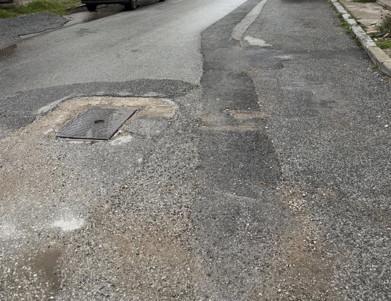 Δρόμος με μπαλώματα στον Πολύγυρο